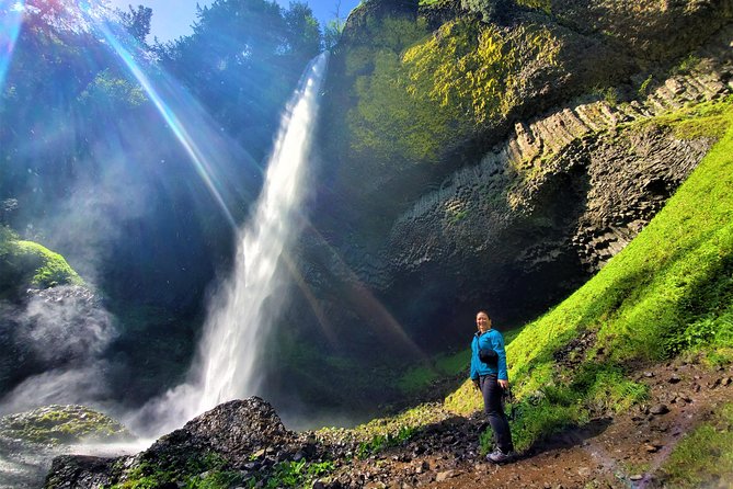 Columbia Gorge Waterfalls and Mt. Hood Tour - Full Day - Tour Guide Expertise