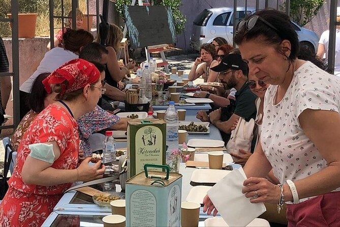 Cretan Gastronomy Tour With Winery Visit & Cooking Class - Host Response