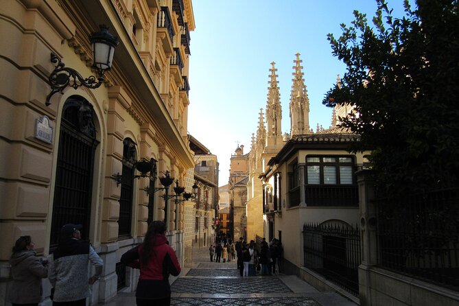 Cultural and Gastronomic Walk Through Granada - Tips for a Memorable Experience