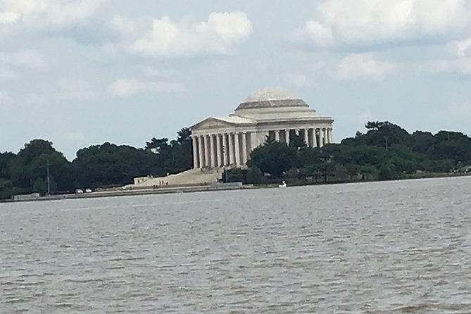 DC Monuments and Memorials Tour - Cancellation Policy and Refund Information
