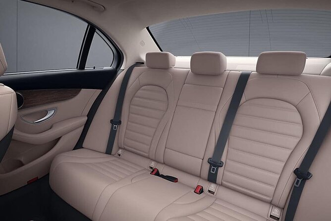 Departure Transfer Montpellier to Montpellier Airport MPL by Private Vehicle - Pick-up and Drop-off Details