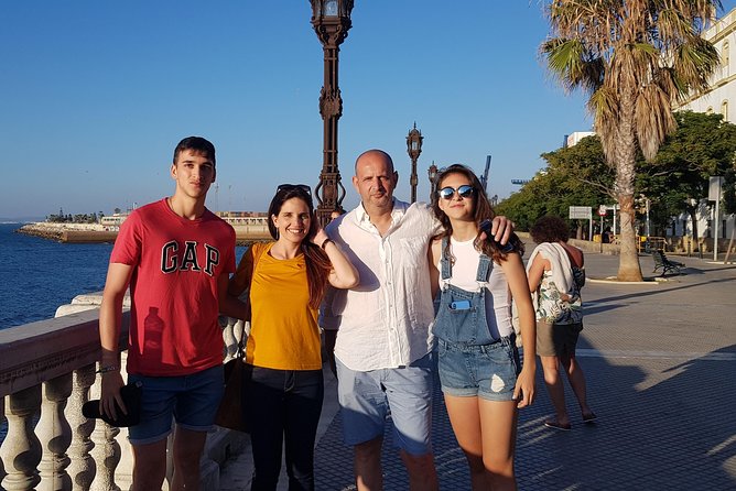 Discover Cádiz Walking Tour - Reviews and Pricing