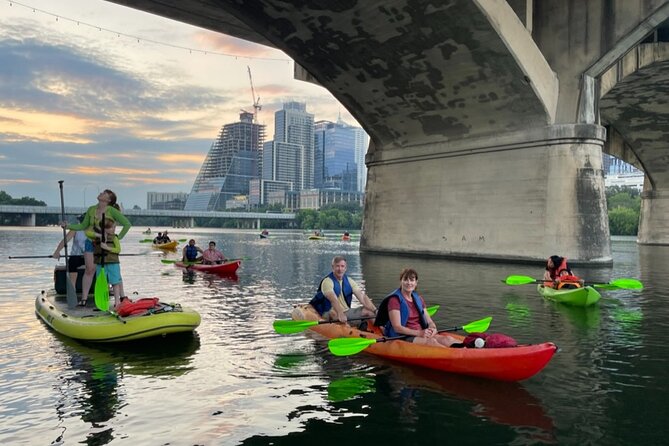 Downtown Austin Sunset Kayak Tour With 1.5 Million Bats - Bats and Austins Sunset
