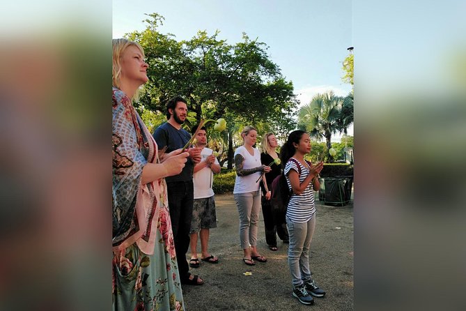 เอิร์ธเวิร์ค คามิโอะ ภายในวัดทางไทย - Pricing Details and Information