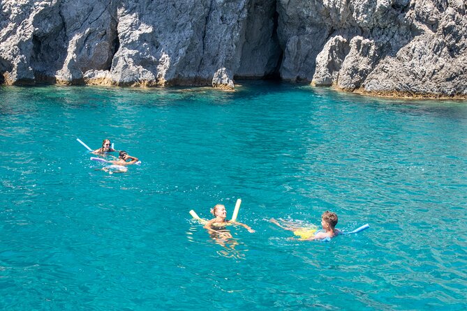 East Coast Bay to Bay Full-Day Boat Trip With Transfers - Cancellation Policy