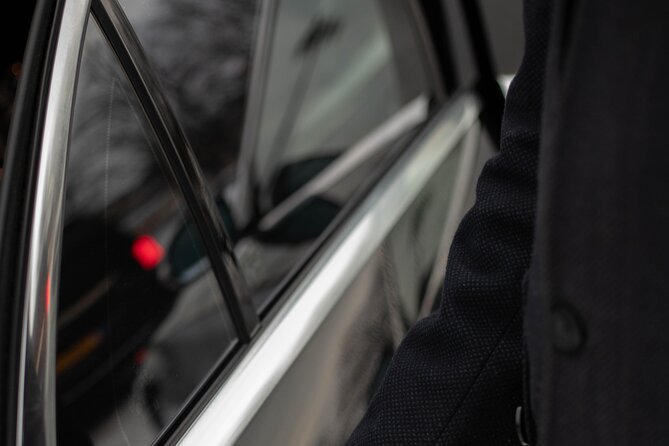 Economy Airport Transfer: From Arlanda Airport To Stockholm City - Reviews and Pricing