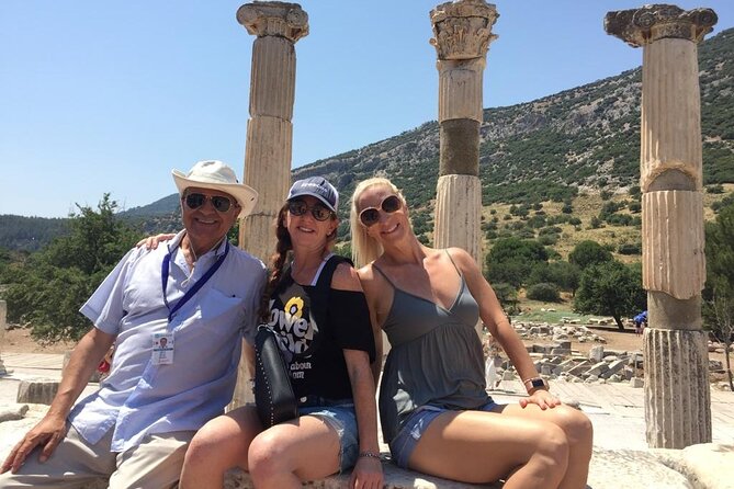 Ephesus Tours and Turkish Bath From CRUİSE Port Kusadasi With Lunch - Visits to Wholesale Artisans