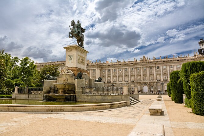 Escape the Inquisition Exploration Game in Madrid - Common Questions