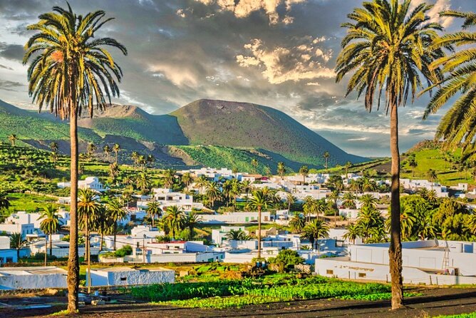 Exclusive Flexible Lanzarote Tour - Expert Guides