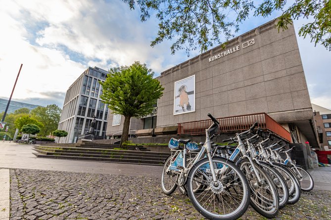 Explore Dusseldorf in 1 Hour With a Local - Inclusions and Exclusions