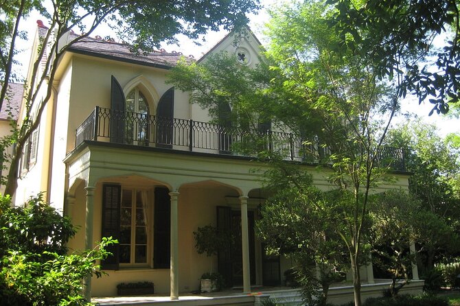 Explore New Orleans Garden District: Private 2-hour Walking Tour - Copyright and Terms