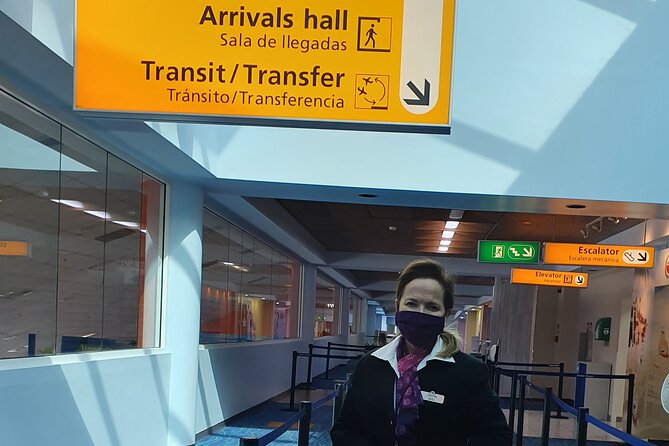 First Class Aruba Arrival VIP Airport Hosting Service - The Sum Up