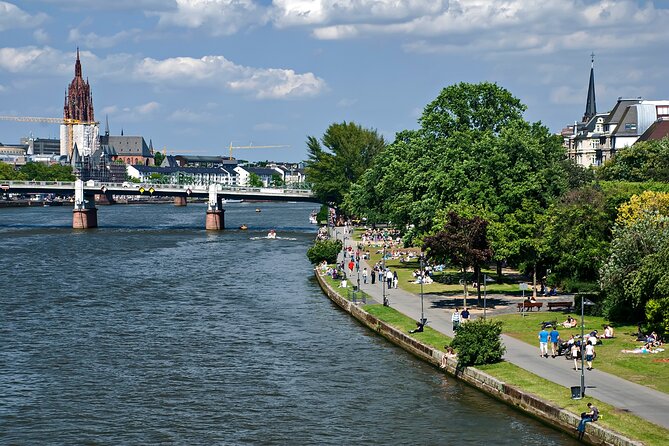 Frankfurt Scavenger Hunt and Best Landmarks Self-Guided Tour - Booking and Pricing Details