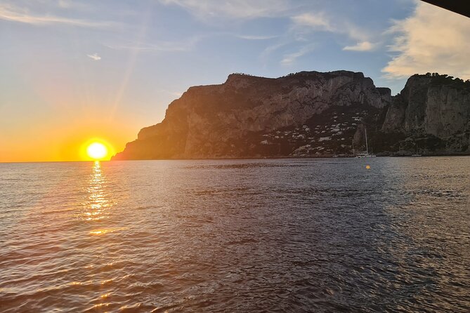 From Sorrento: Half-day Boat Tour at Sunset to Capri Island - Meeting and Pickup Information