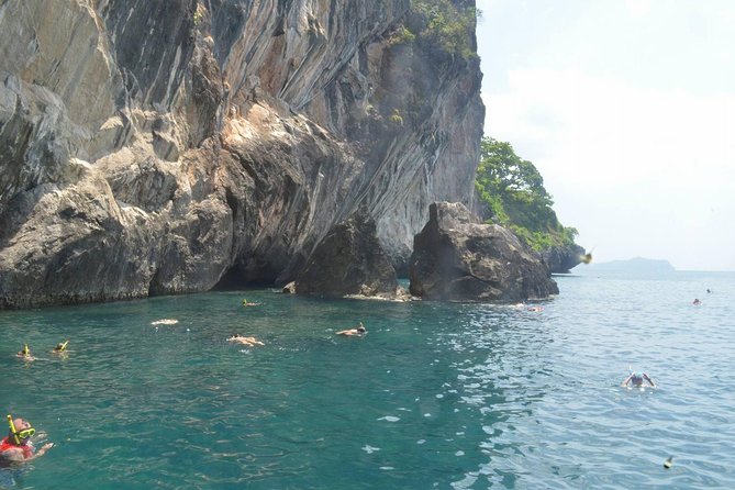 Full Day 4 Islands (Koh Ngai, Mook, Kradan,Chueak) By Speed Boat - Common Questions