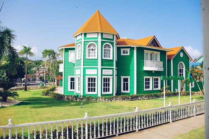 Full-day Guided Tour to Smana, Limon Waterfall and Bacardi Island - Cancellation Policy and Refund