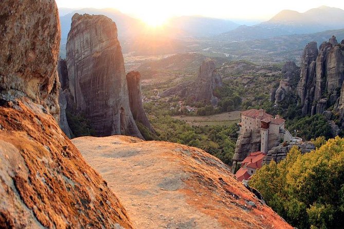 Full Day Meteora Monasteries From Chalkidiki - Tips for a Memorable Visit to Meteora Monasteries