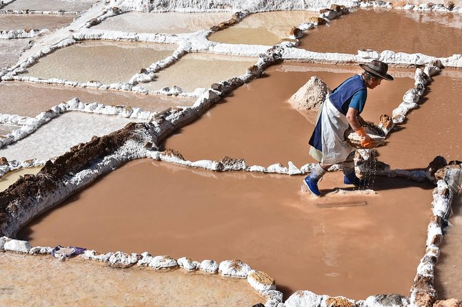 Full-Day Sacred Valley Tour Including Buffet Lunch From Cusco - Buffet Lunch Experience