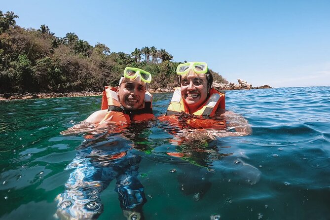 Full Day Tour in Yelapa and Majahuitas in Catamaran With Snorkel - Majahuitas Beach Visit