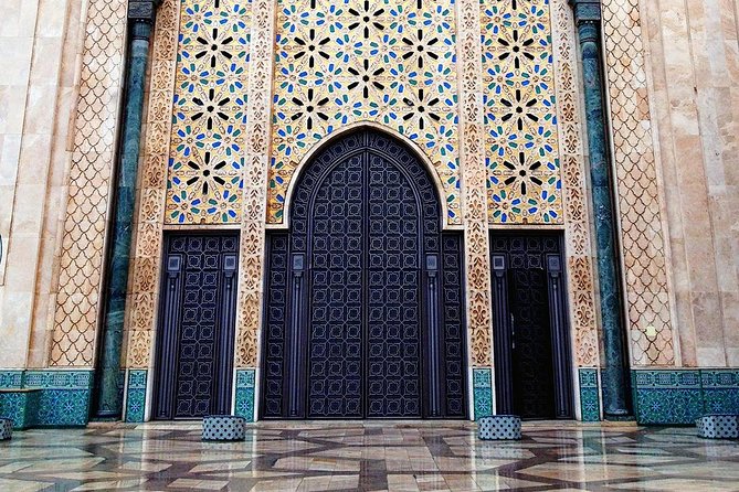 Full Day Tour of Casablanca With Lunch and Moroccan Wine - Directions