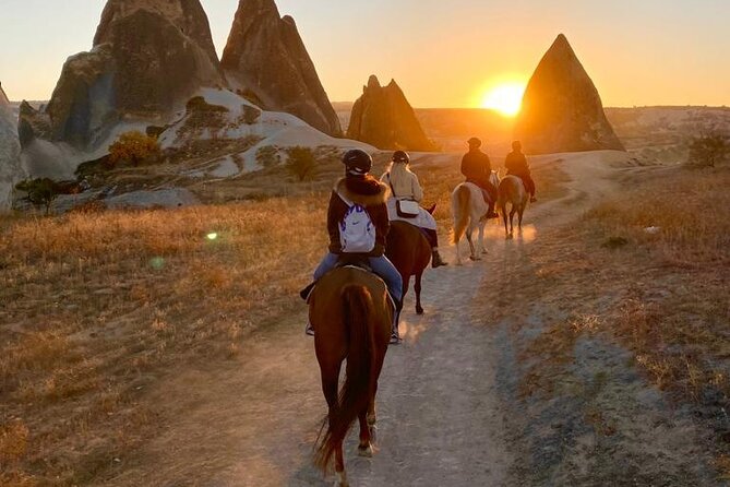 Fun Horse Tour in Cappadocia - Inclusions: Helmet and Professional Staff