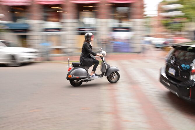 Gastown Night Photography - Mastering Long Exposure Techniques for Night Photography