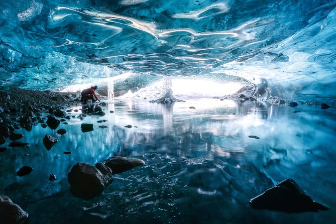 Glacier and Ice Cave Private Photoshoot - 15 Shot Photo Package - Reserve Now & Pay Later