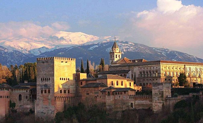 Granada Private Transfer From Granada Airport to City Centre - Common Questions