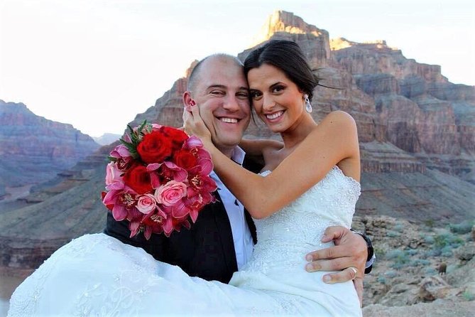 Grand Canyon Helicopter Wedding - International Reviews and Additional Information