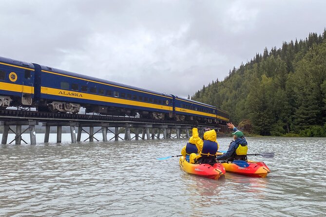 Guided Kayak Tour on Trail Lake - Wildlife Encounters on the Kayak Tour