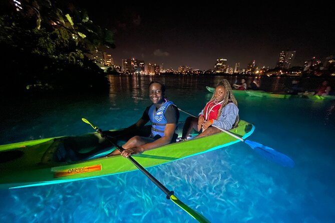 Guided LED Night Kayak Excursion in Condado Lagoon, Puerto Rico - Helpful Staff