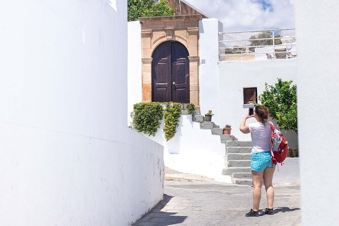 Guided Tour of Lindos & Rhodes City Highlights - Rhodes Old Town Attractions
