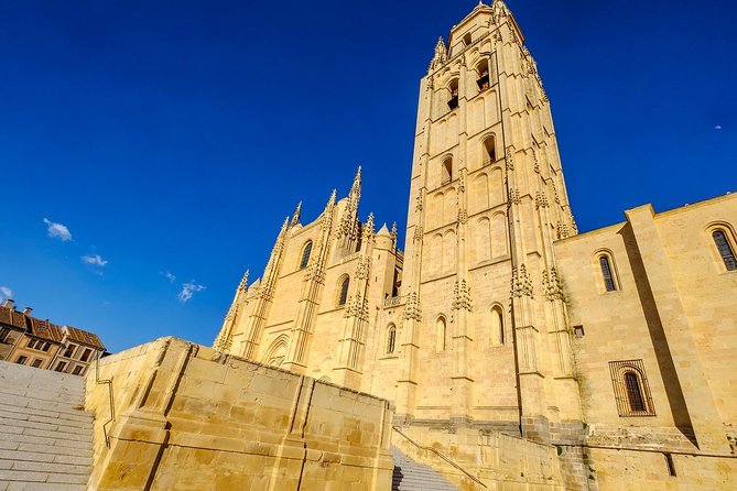 Guided Tour to Tower / Guided Tour of the Tower - Important Information for Travelers