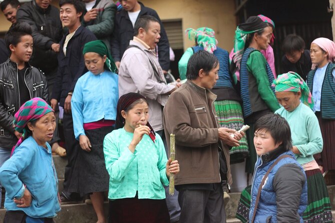 Ha Giang Jeep Tours : 2 DAY JOURNEY OFF THE BEATEN TRACK - Directions