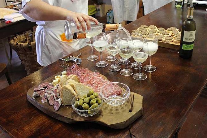 Half Day Cooking Class in Tuscany Among the Chianti Vineyards - Location and Facilities