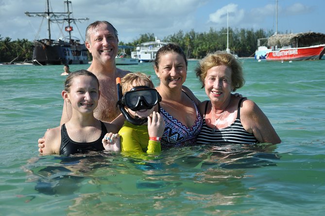 Half-Day Tour: Parasailing & Snorkeling Cruise From Punta Cana - Mixed Reviews