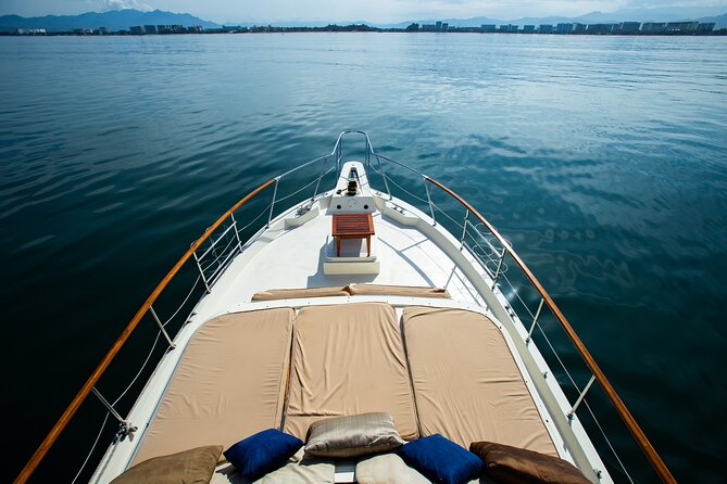 Hatteras 58-61 Luxury Yacht in Puerto Vallarta & Nuevo Nayarit - Natural Beauty of Jalisco and Nayarit