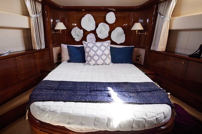 Heather Nikki 80 Ft Italian Azimut Yacht Rental - Reserve Now & Pay Later