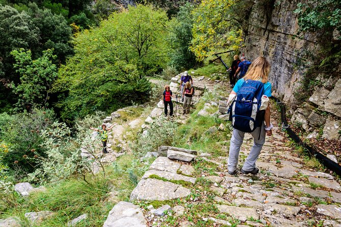 Hiking in Ridomo Gorge With Picnic - Delicious Picnic Food Ideas