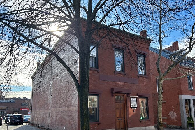 Historic Overview of Salem Walking Tour - Highlights of the Historic Salem Walking Tour
