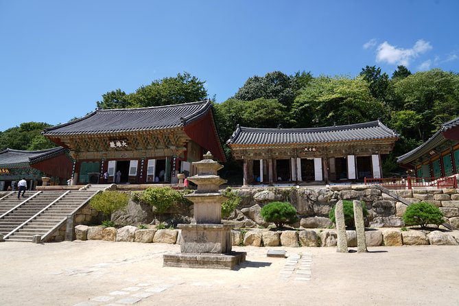 History of Busan: Bokcheon Museum & Beomeosa Temple - Notable Artifacts