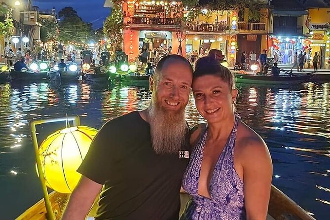 HOI AN WALKING TOURwith RIVER BOAT RIDE-NIGHT MARKET-LANTERN AREA - Night Market Shopping