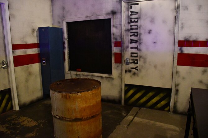 Hour-Long Zombie-Themed Escape Room Experience  - Panama City Beach - Questions