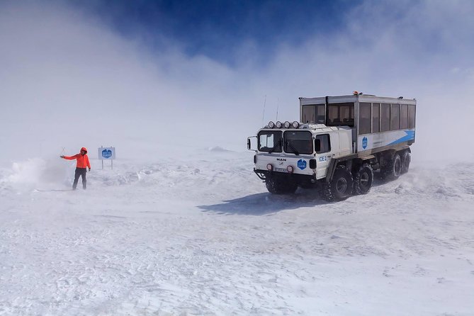Into the Glacier, Hraunfossar & Barnafoss Waterfalls in a New Mercedes V-Class - The Sum Up