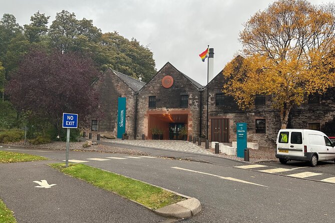 Invergordon: Scottish Highlands Shore Excursion W/ Distillery - Bus Arrangements and Tour Guide Performance