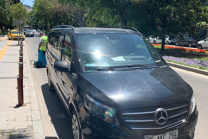 Izmir Airport, Port, or Hotel Private Transfer Service - Vehicle Options