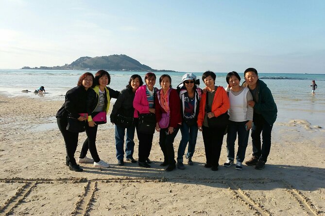 Jeju Island Private Mini-Bus Tour-World Natural Heritage / UNESCO - Customer Satisfaction and Guarantees