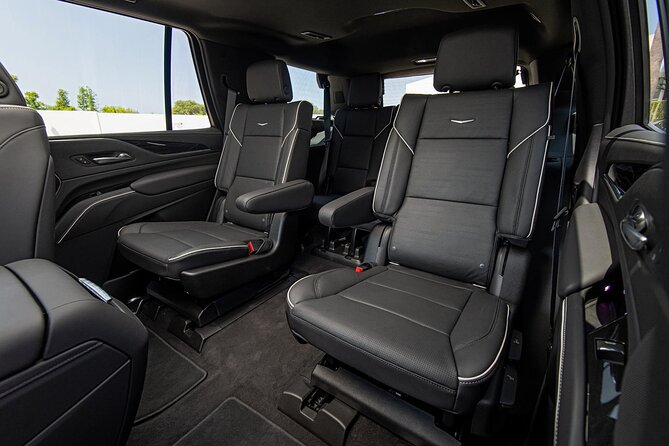 JFK Airport To Manhattan Stretch Limo Luxury SUV Sprinter Van - Traveler Photos and Experiences