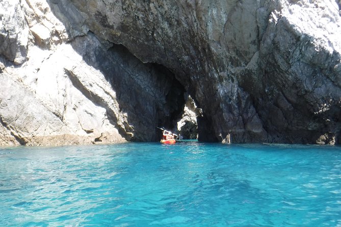 Kayak Tour From Sesimbra to Ribeira Do Cavalo Beach, Passing Through the Caves - Cancellation Policy