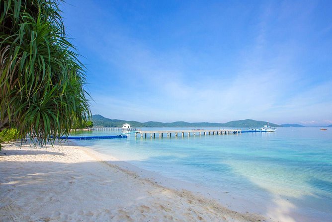 Koh Taen & Mudsum: Island Hopping and Snorkeling From Koh Samui - Relaxation on Sunbeds and Thai Lunch